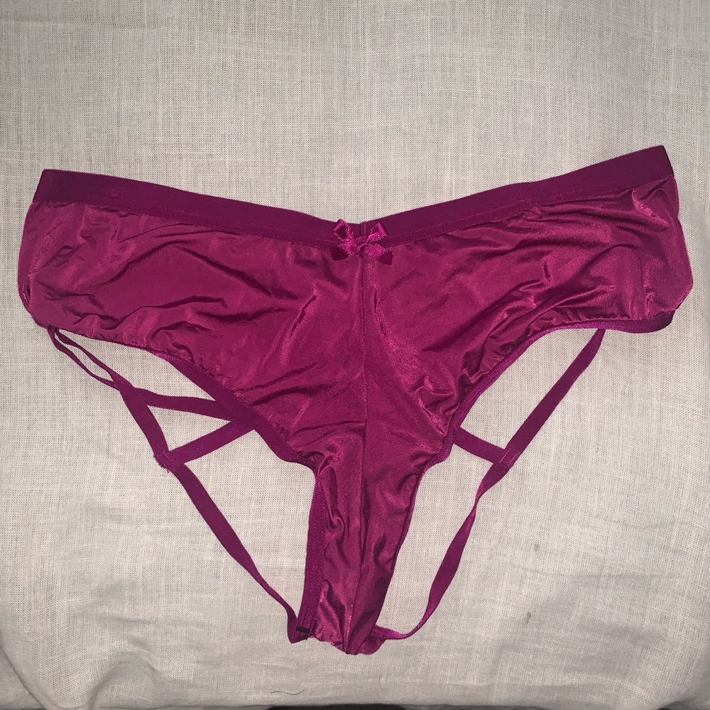 Back ring hardware panty